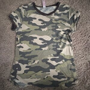 No Boundaries Green Camo Short Sleeve Tee